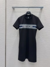 ディオール服 DIOR 2025新作 Tシャツドレス