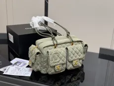 シャネルバッグ CHANEL 2025新作 メッセンジャーバッグ