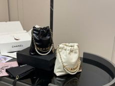 シャネルバッグ CHANEL 2025新作 ショルダーバッグ