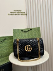 グッチバッグ GUCCI 2025新作 チェーンバッグ