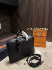 ルイヴィトンバッグ LOUIS VUITTON 2025新作 ブリーフケース