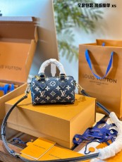 ルイヴィトンバッグ LOUIS VUITTON 2025新作 クロスボディバッグ