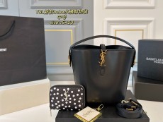 サンローランバッグ Yves Saint Laurent 2025新作 バケットバッグ