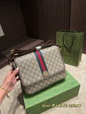 グッチバッグ GUCCI 2025新作 メッセンジャーバッグ
