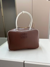 ミュウミュウバッグ Miu Miu 2025新作 ブリーフケース