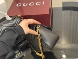 グッチバッグ GUCCI 2025新作 メッセンジャーバッグ