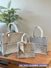 ディオールバッグ DIOR 2025新作 トートバッグ