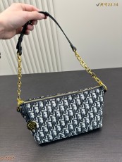 ディオールバッグ DIOR 2025新作 脇袋