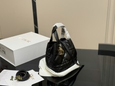 ディオールバッグ DIOR 2025新作 ショッピングバッグ