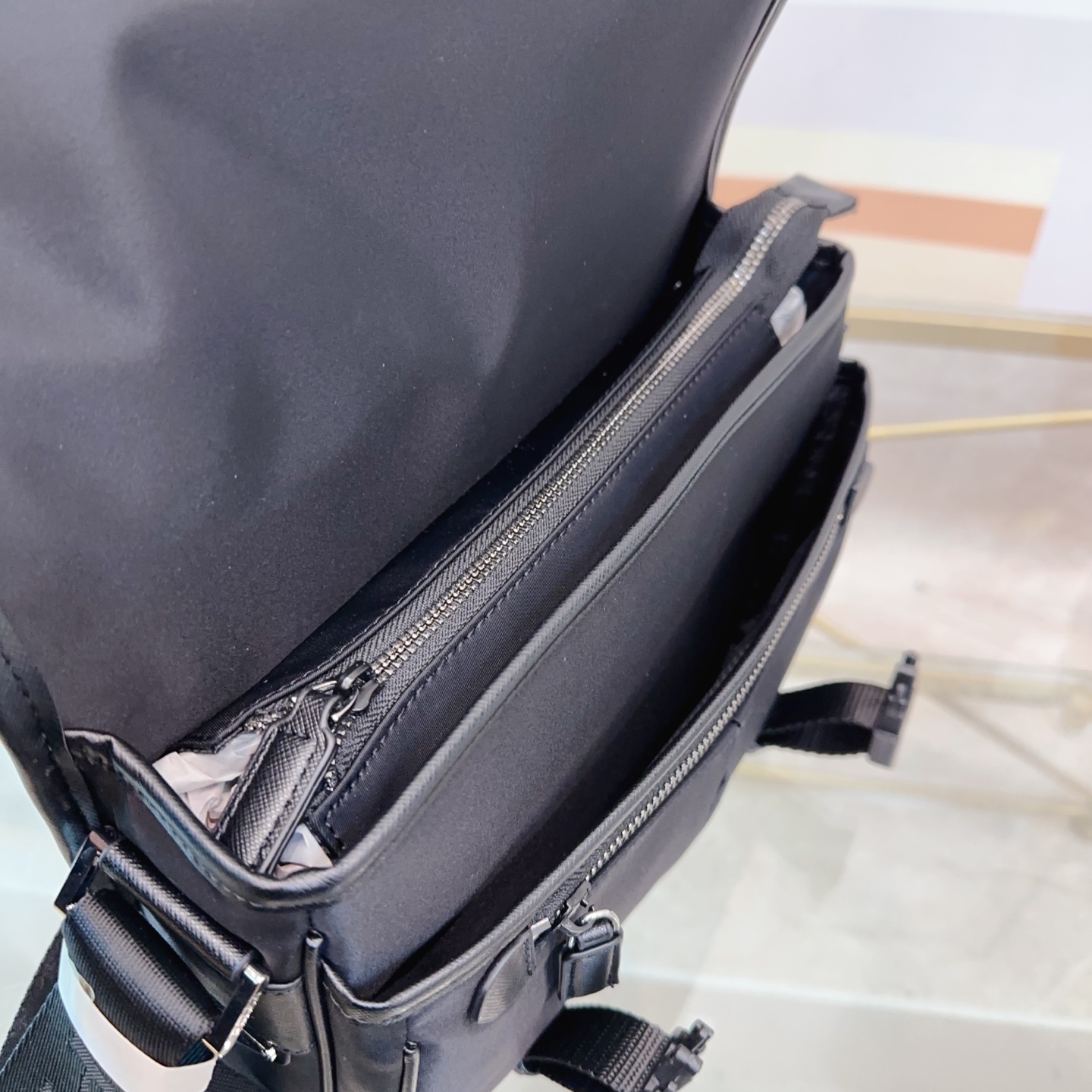 プラダバッグ PRADA 2025新作 メッセンジャーバッグ