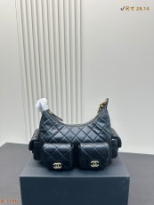 シャネルバッグ CHANEL 2025新作 脇袋