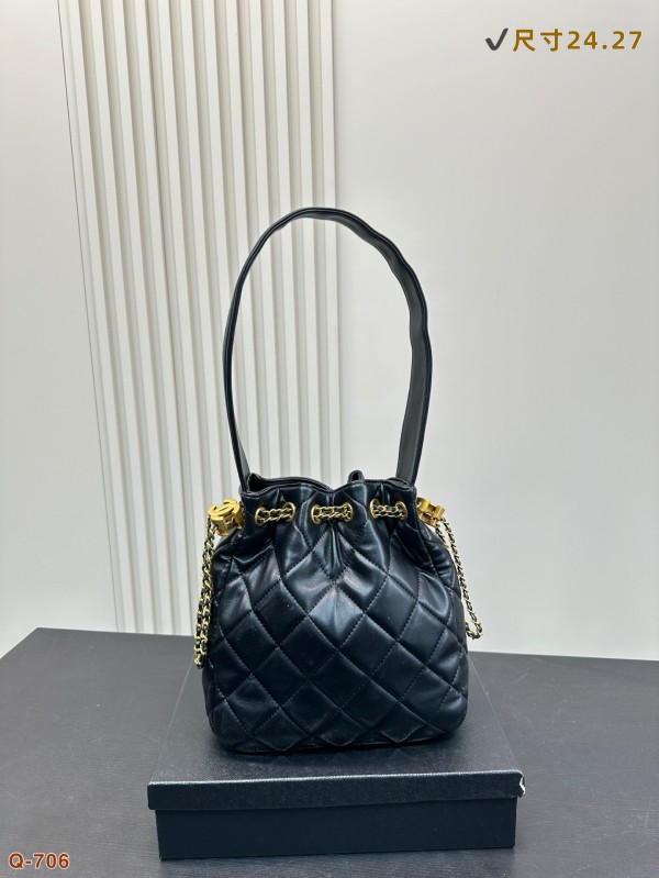 シャネルバッグ CHANEL 2025新作 バケットバッグ