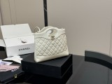 シャネルバッグ CHANEL 2025新作 ショルダーバッグ