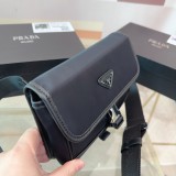 プラダバッグ PRADA 2025新作 クロスボディバッグ