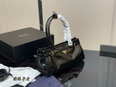 プラダバッグ PRADA 2025新作 脇袋
