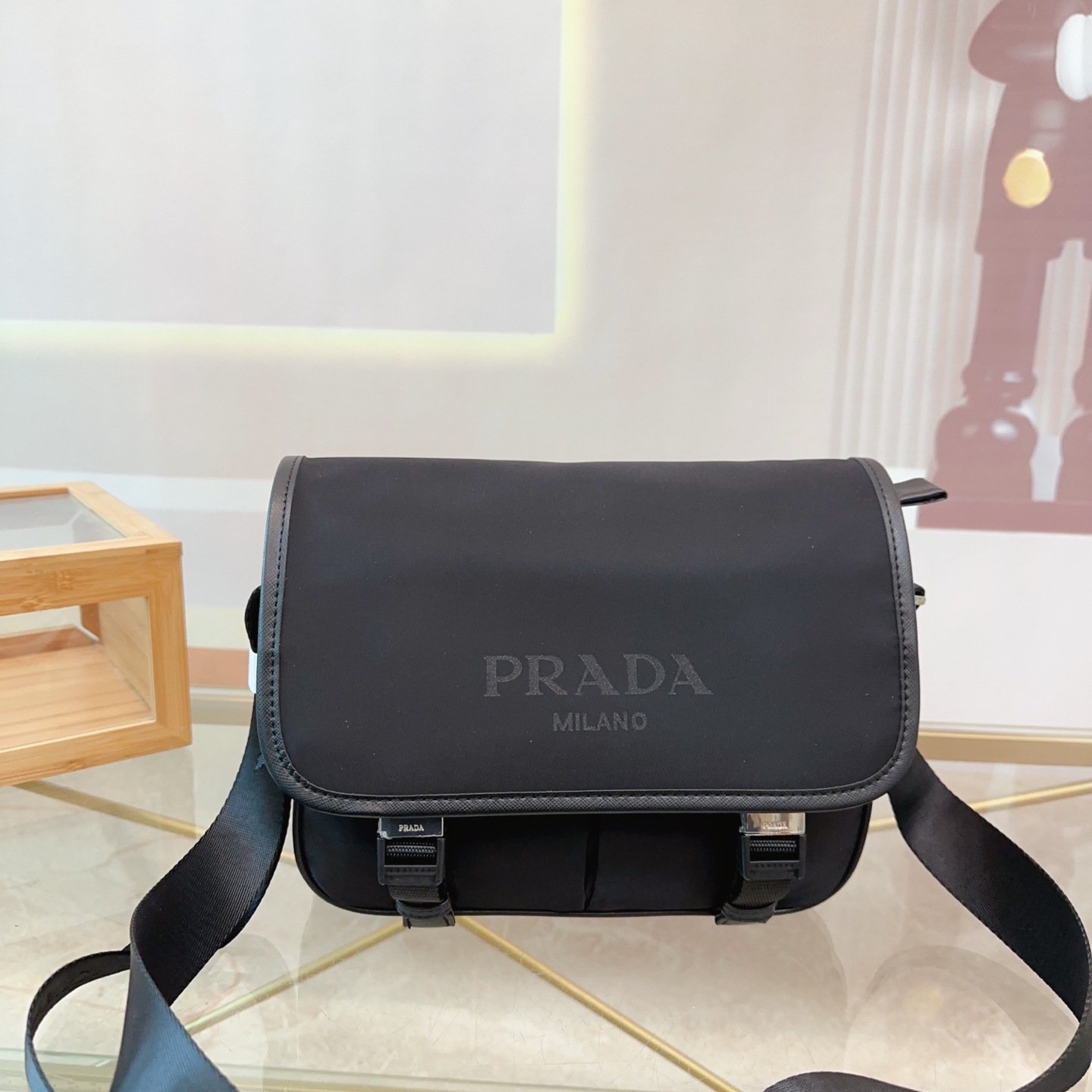 プラダバッグ PRADA 2025新作 メッセンジャーバッグ