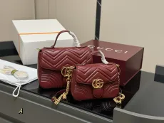 グッチバッグ GUCCI 2025新作 メッセンジャーバッグ