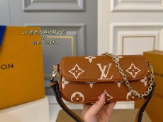 ルイヴィトンバッグ LOUIS VUITTON 2025新作 脇袋