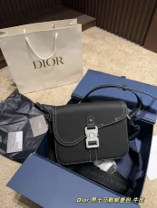 ディオールバッグ DIOR 2025新作 メッセンジャーバッグ