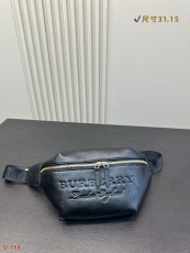 バーバリーバッグ BURBERRY 2025新作 クロスボディバッグ