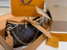 ルイヴィトンバッグ LOUIS VUITTON 2025新作 脇袋