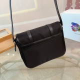 プラダバッグ PRADA 2025新作 メッセンジャーバッグ