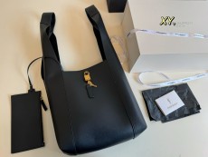 サンローランバッグ Yves Saint Laurent 2025新作 脇袋