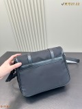 プラダバッグ PRADA 2025新作 メッセンジャーバッグ