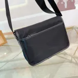 プラダバッグ PRADA 2025新作 メッセンジャーバッグ