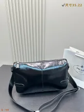 プラダバッグ PRADA 2025新作 クロスボディバッグ