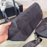 プラダバッグ PRADA 2025新作 トートバッグ