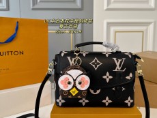ルイヴィトンバッグ LOUIS VUITTON 2025新作 クロスボディバッグ