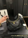 シャネルバッグ CHANEL 2025新作 脇袋