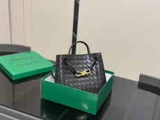 ボッテガヴェネタバッグ BOTTEGA VENETA 2025新作 ショッピングバッグ