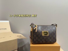 ルイヴィトンバッグ LOUIS VUITTON 2025新作 クロスボディバッグ