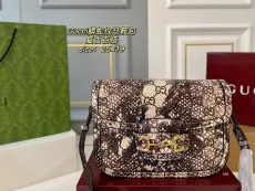 グッチバッグ GUCCI 2025新作 サドルバッグ