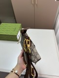 グッチバッグ GUCCI 2025新作 メッセンジャーバッグ