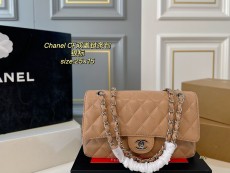 シャネルバッグ CHANEL 2025新作 チェーンバッグ