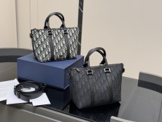 ディオールバッグ DIOR 2025新作 メッセンジャーバッグ