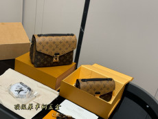 ルイヴィトンバッグ LOUIS VUITTON 2025新作 メッセンジャーバッグ