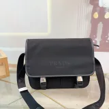 プラダバッグ PRADA 2025新作 メッセンジャーバッグ
