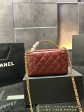 シャネルバッグ CHANEL 2025新作 化粧ポーチ