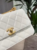 シャネルバッグ CHANEL 2025新作 チェーンバッグ