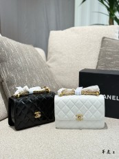 シャネルバッグ CHANEL 2025新作 チェーンバッグ