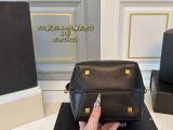 サンローランバッグ Yves Saint Laurent 2025新作 バケットバッグ
