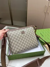 グッチバッグ GUCCI 2025新作 メッセンジャーバッグ