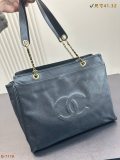 シャネルバッグ CHANEL 2025新作 トートバッグ