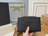 サンローランバッグ Yves Saint Laurent 2025新作 クロスボディバッグ