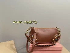 ミュウミュウバッグ Miu Miu 2025新作 脇袋
