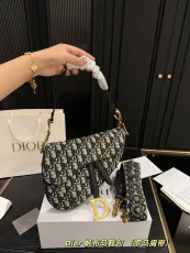 ディオールバッグ DIOR 2025新作 サドルバッグ